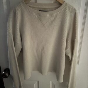 Abercrombie & Fitch Medium Women's Off-White Crew Neck Sweater